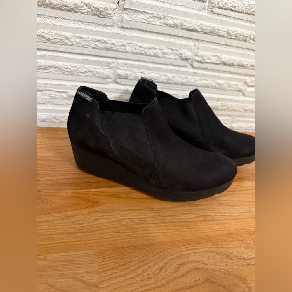 Mephisto Black Wedge Shoes with Platform Sole